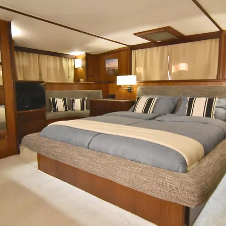 بوتيل Eignerkabine Auf 22m-motoryacht
